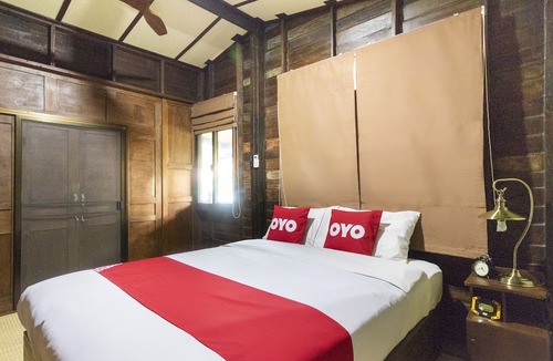 Khum Thong Hotel | OYO 750 Baan Suan Ampond