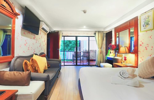 Thanon Phetchaburi Hotel | Diamond City Hotel