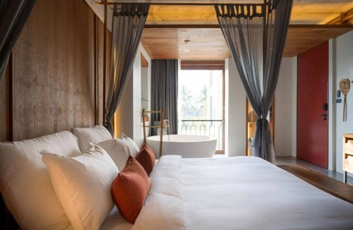 Khuekkhak Hotel | Hotel Gahn Khao Lak