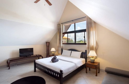 Ban Saiyuan Villa | Blissful Villa Felicity with Ample Space