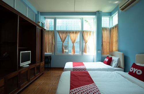 Bang Len Hotel | OYO 402 Raknatee Resort