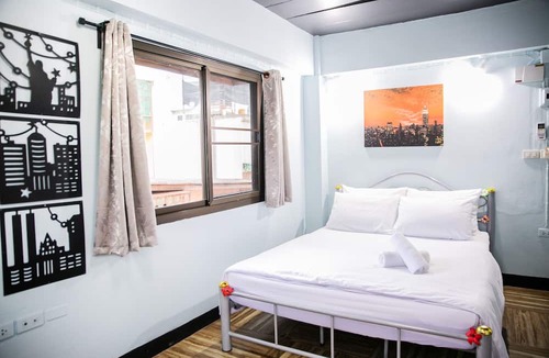 Ban Phan Thom Hotel | Bangkok Canale Home