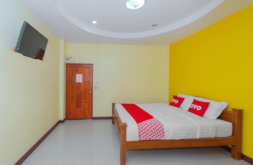 Phetchaburi Hotel | OYO 628 Dao Krajang