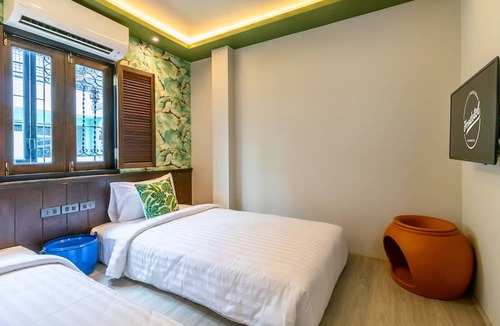 Khlong Ton Sai Hotel | Foodotel