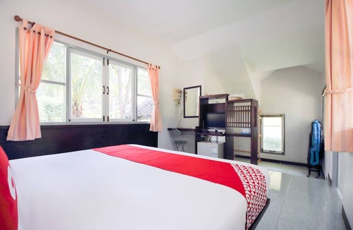 Amphawa Hotel | OYO 606 Baan Suansabai Pleanpanmai Resort Amphawa