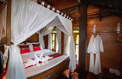 Ban Pong Hotel | Royal Train Garden Resort