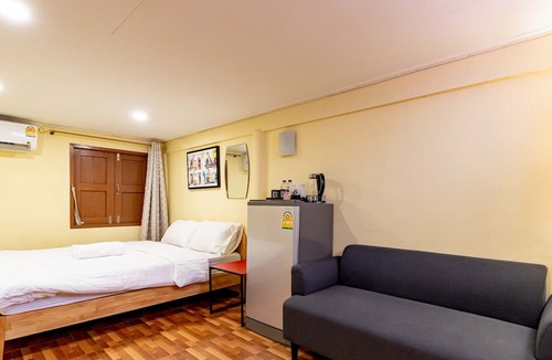 Bang Kra So Hotel | Bed In Beyt Boutique Hotel