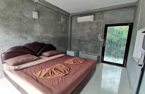 Nakhon Nayok Hotel | OYO 1167 Ban Pa Rim Khuean