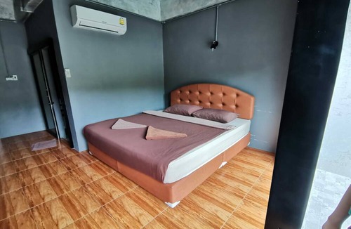 Nakhon Nayok Hotel | OYO 1167 Ban Pa Rim Khuean