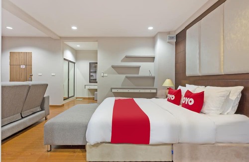 Nong Pa Khrang Hotel | OYO 995 Blue Cafe Apartment