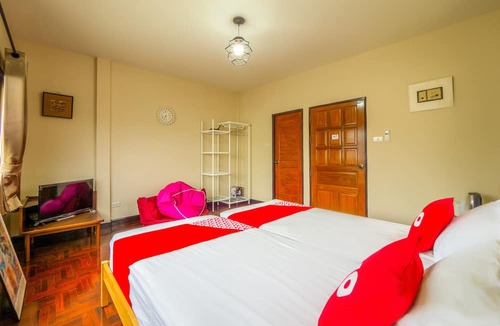 Anusawari Hotel | OYO 941 Chom's House at Sapanmai