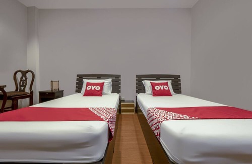 San Chao Pho Suea Hotel | OYO 1089 Baan Boran