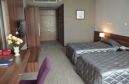 Pathum Thani Hotel | St.Carlos Medical Spa