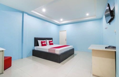 Bang Pla Soi Hotel | OYO 622 Sixsense Hotel