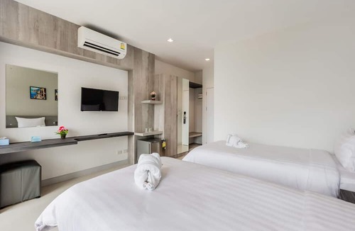 Ban Pa Yang Hotel | Evergreen Suite Hotel