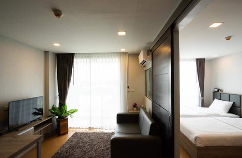 Saen Suk Hotel | ONPA Hotel & Residence Bangsaen