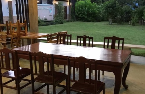 Suan Phueng Hotel | Suanrimtarn Suanphung