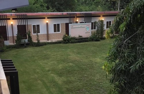 Suan Phueng Hotel | Suanrimtarn Suanphung