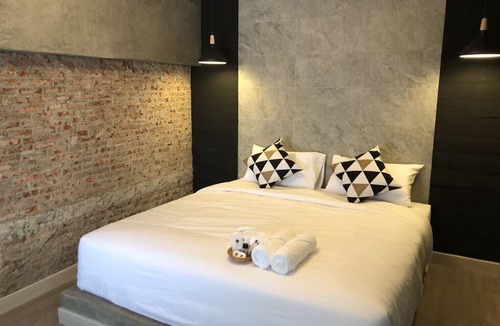 Wua Lai Hostel | The Entaneer Poshtel - Hostel