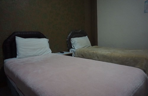 Yasothon Hotel | Wetsawat Place Hotel