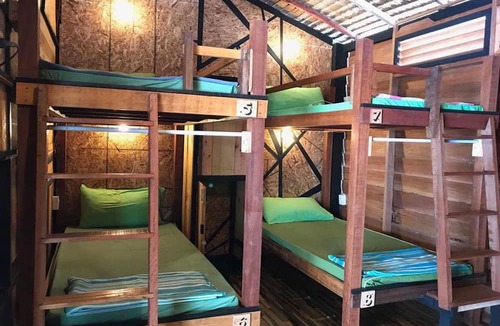 Bai Lan Hostel | Cafe Del Sunshine - Hostel