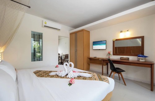 Thep Kasattri Hotel | Impress Resort