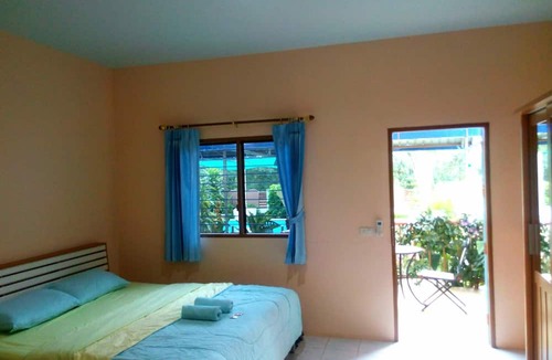 Khun Han Hotel | Peace Pool Resort