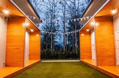 Mae Kon House | To the Moon Bed and Breakfast