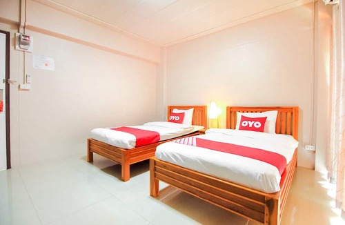 Nonthaburi Hotel | OYO 349 Aroonrung House