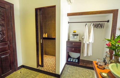 Siem Reap Hotel | Golden Temple Villa