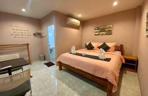 Haad Rin House | Richmond Guesthouse