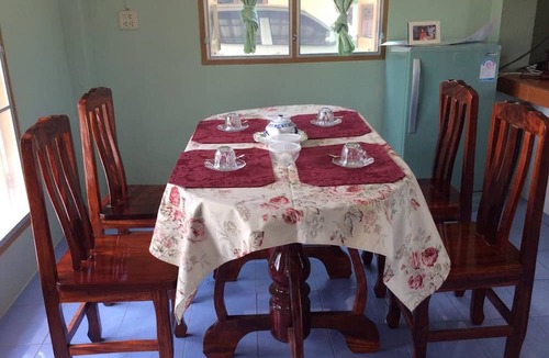 Kanchanaburi House | Chaleena Homestay