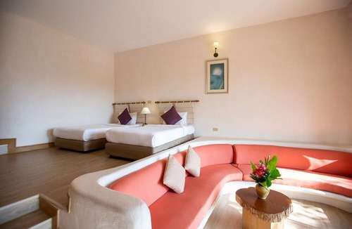 Khaem Son Hotel | Imperial Phukaew Hill Resort