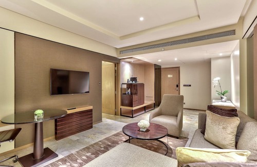 Khlong Tan Hotel | DoubleTree by Hilton Sukhumvit Bangkok