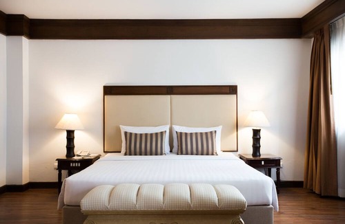 Nong Pa Khrang Hotel | Eurasia Chiang Mai Hotel