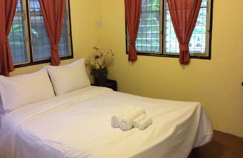 Sila Hotel | Himawari Restaurant & Cottage