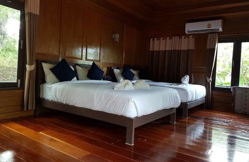 Ban Ta Khun Hotel | Baan Suan Hill Resort