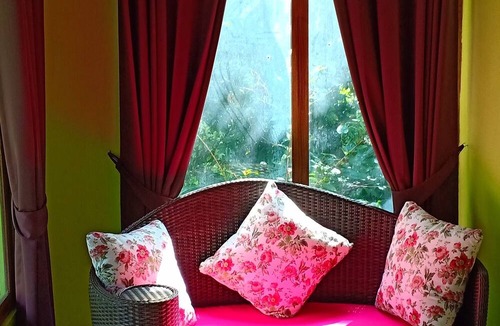 Suan Phueng Hotel | Baansongkhata