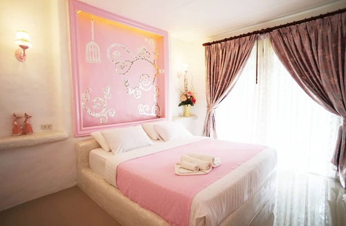 Suan Phueng Hotel | Baan Aom Kod Kun Kao