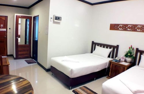 Nakhon Si Thammarat Hotel | Khum Nakhon Hotel