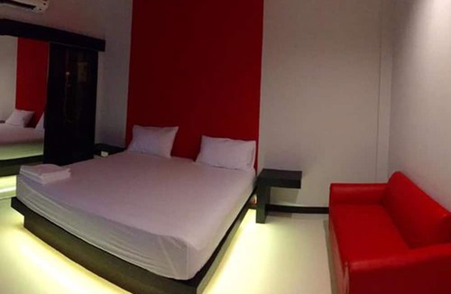 Phitsanulok Hotel | i DUS Resort