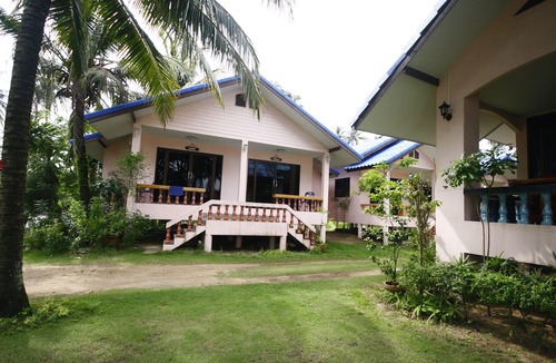 Laem Sing Hotel | Chaiwat Resort