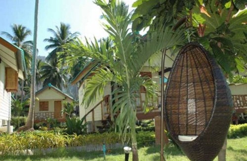 Bai Lan Hotel | Green Cottage Beach Resort