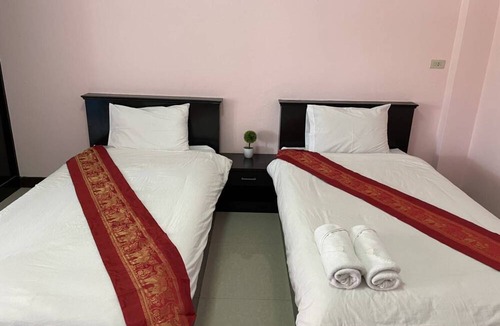 Nong Khon Kwang Hotel | OYO 75399 Choktipparat Place