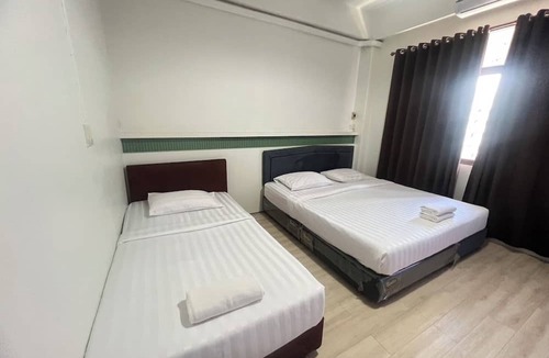 Downtown Hat Yai Hotel | Sandee Room