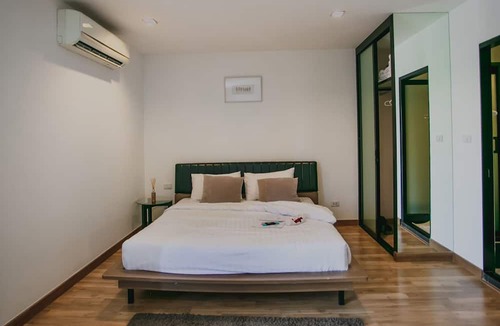 Sala Thammasop Apartment | The Box Residence