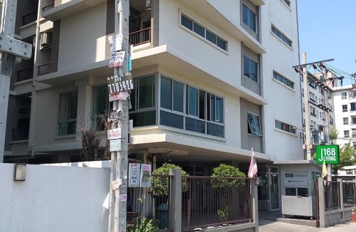 Anusawari Hotel | J 168 Living