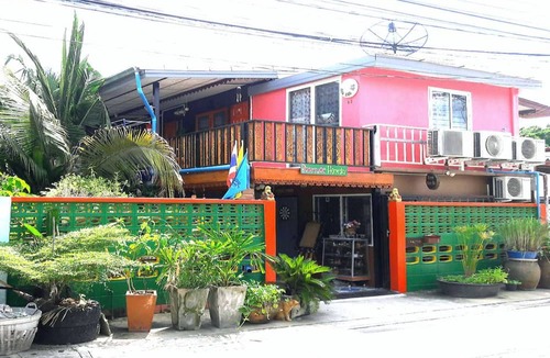 Don Muang House | Ban Kru Ae Homestay