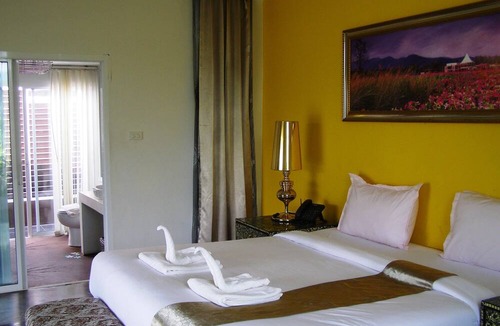 Phaya Yen Hotel | The Bloom By TV Pool