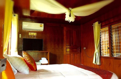 Wang Pong Hotel | Thai House Resort